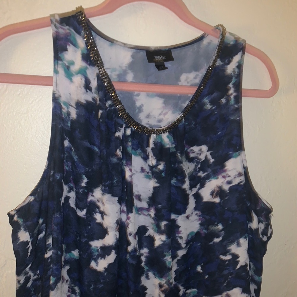 Like new dress shirt with sequin collar